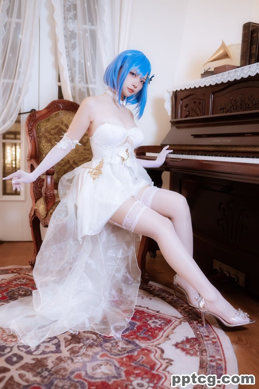 二佐Nisa  恰巴耶夫礼服