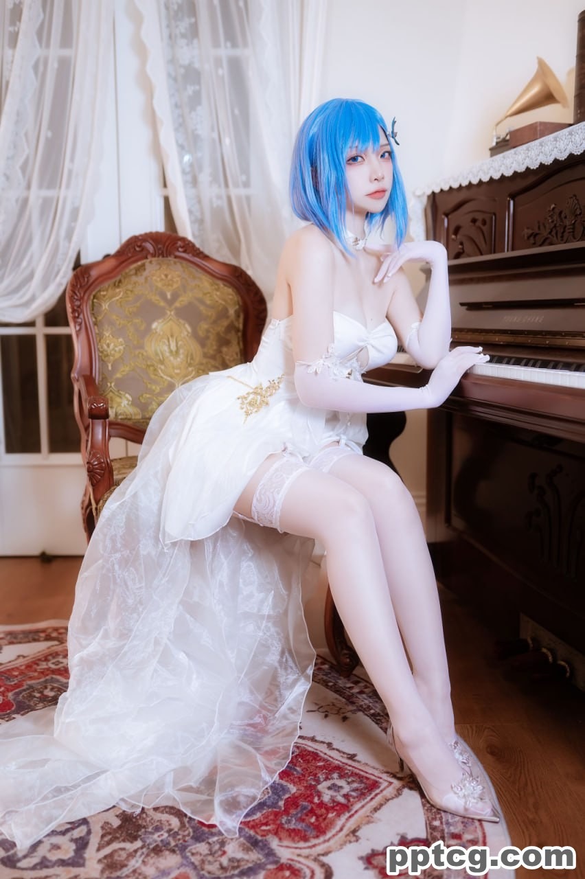 二佐Nisa  恰巴耶夫礼服