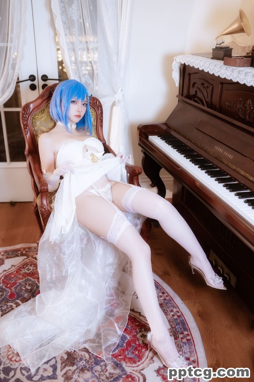 二佐Nisa  恰巴耶夫礼服