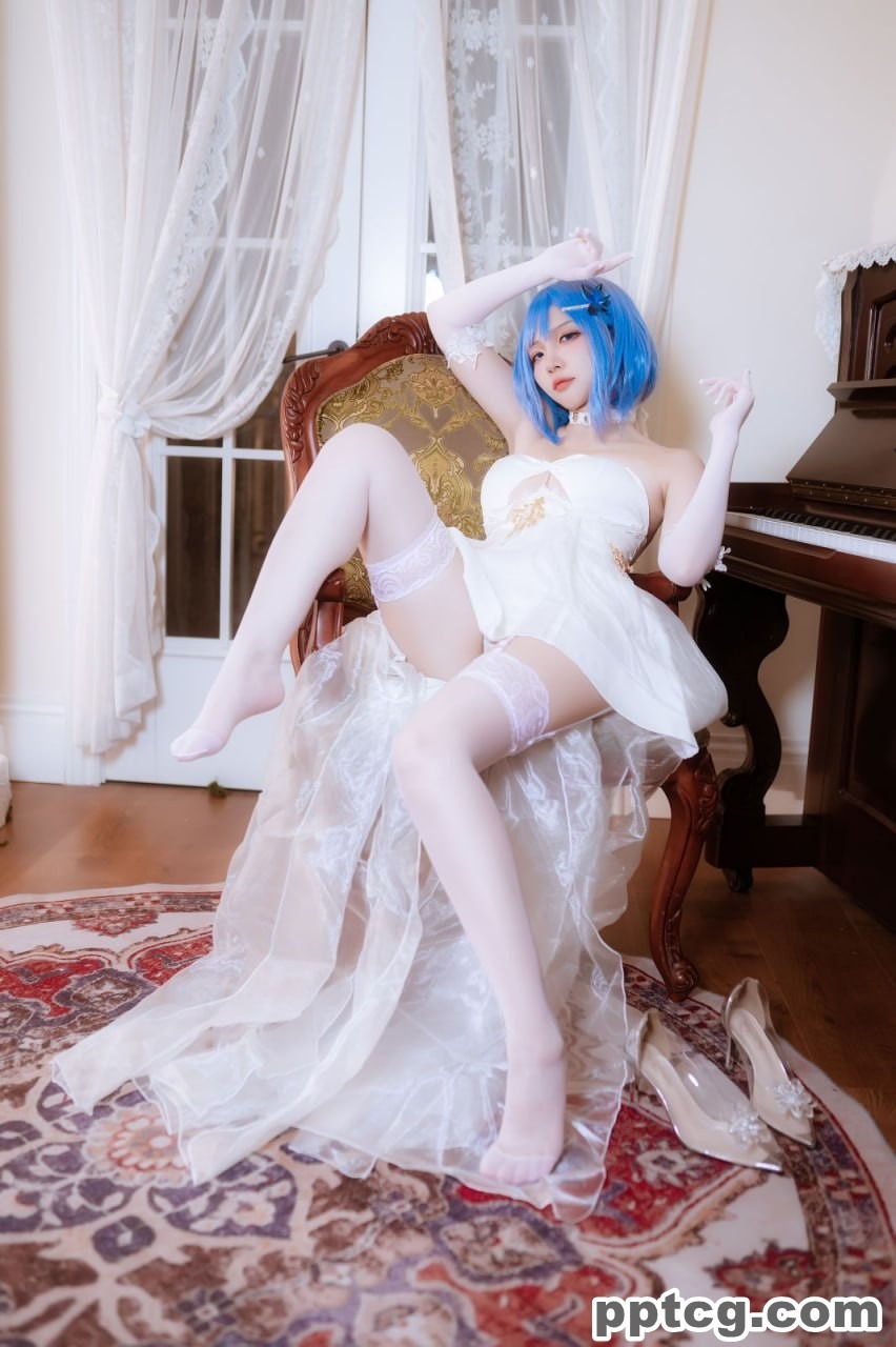 二佐Nisa  恰巴耶夫礼服