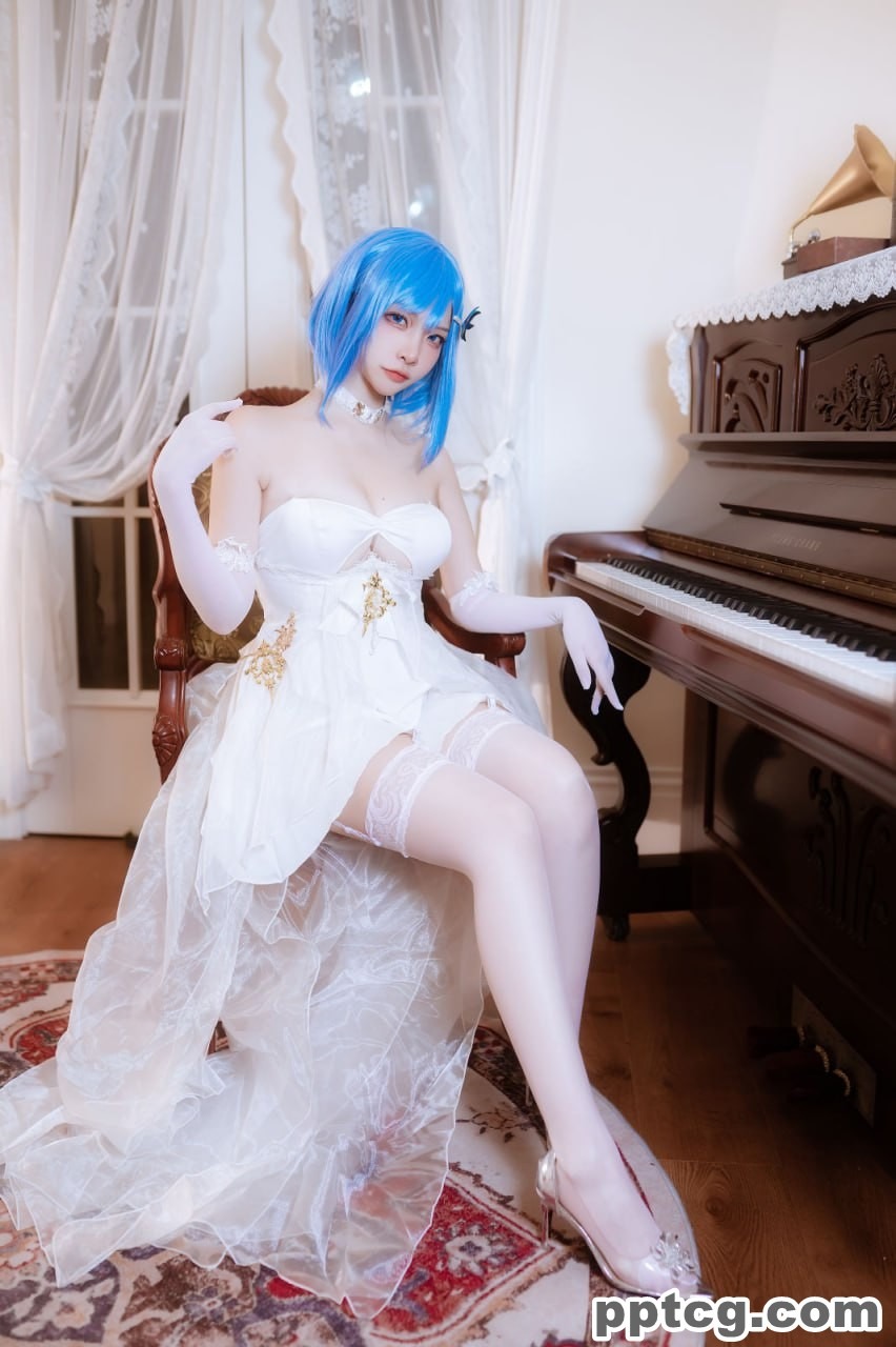 二佐Nisa  恰巴耶夫礼服