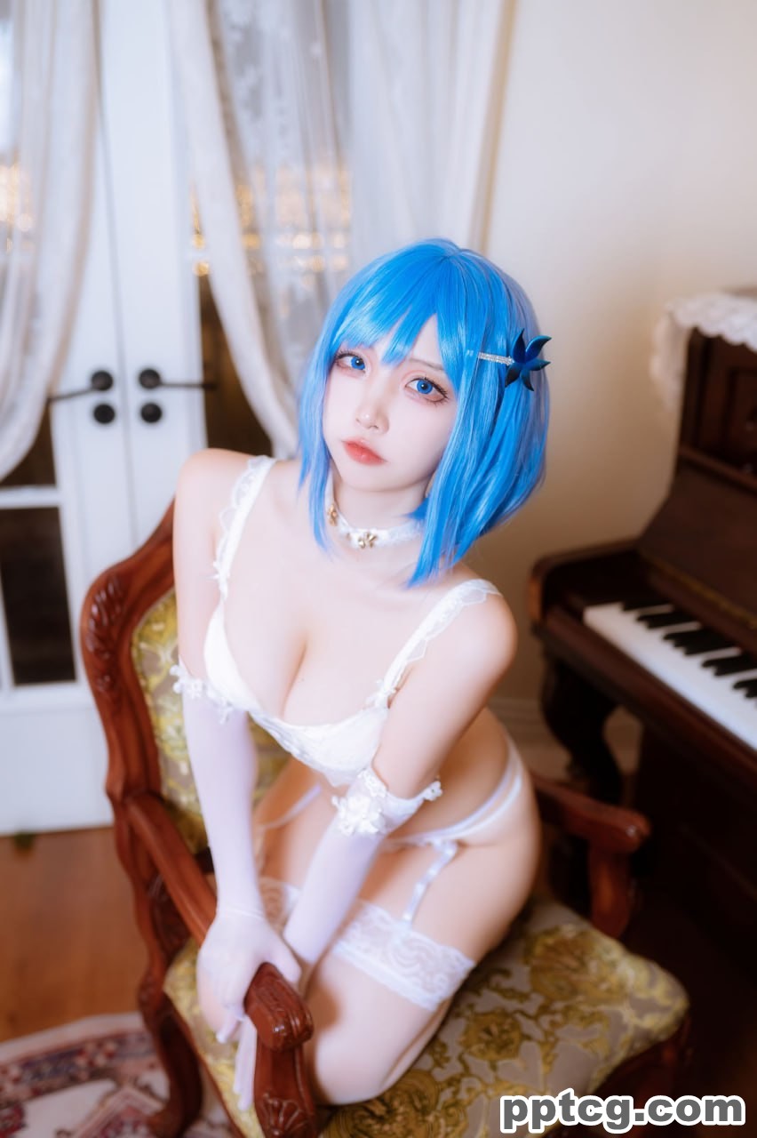 二佐Nisa  恰巴耶夫礼服
