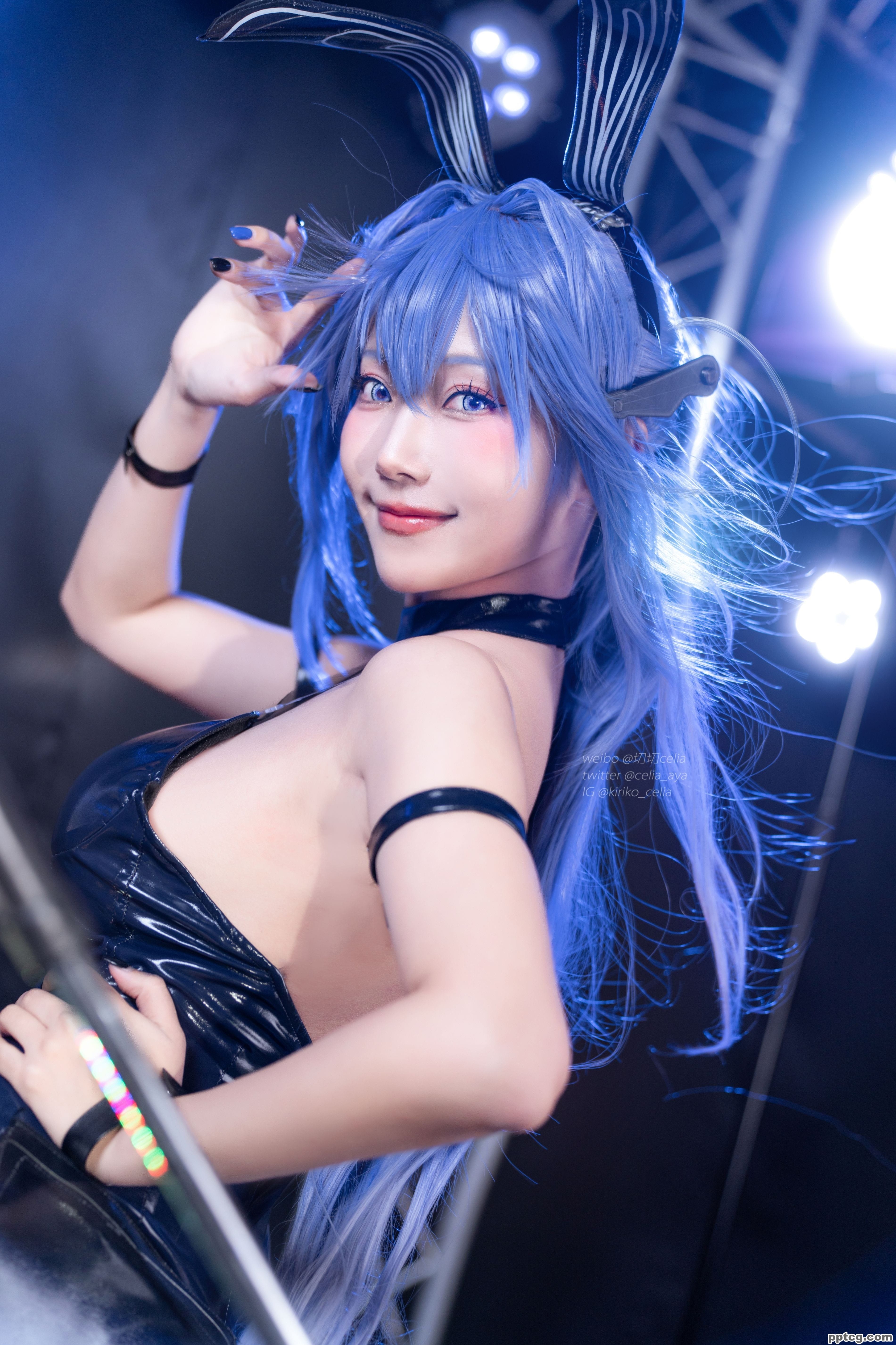 切切celia 花园兔女郎