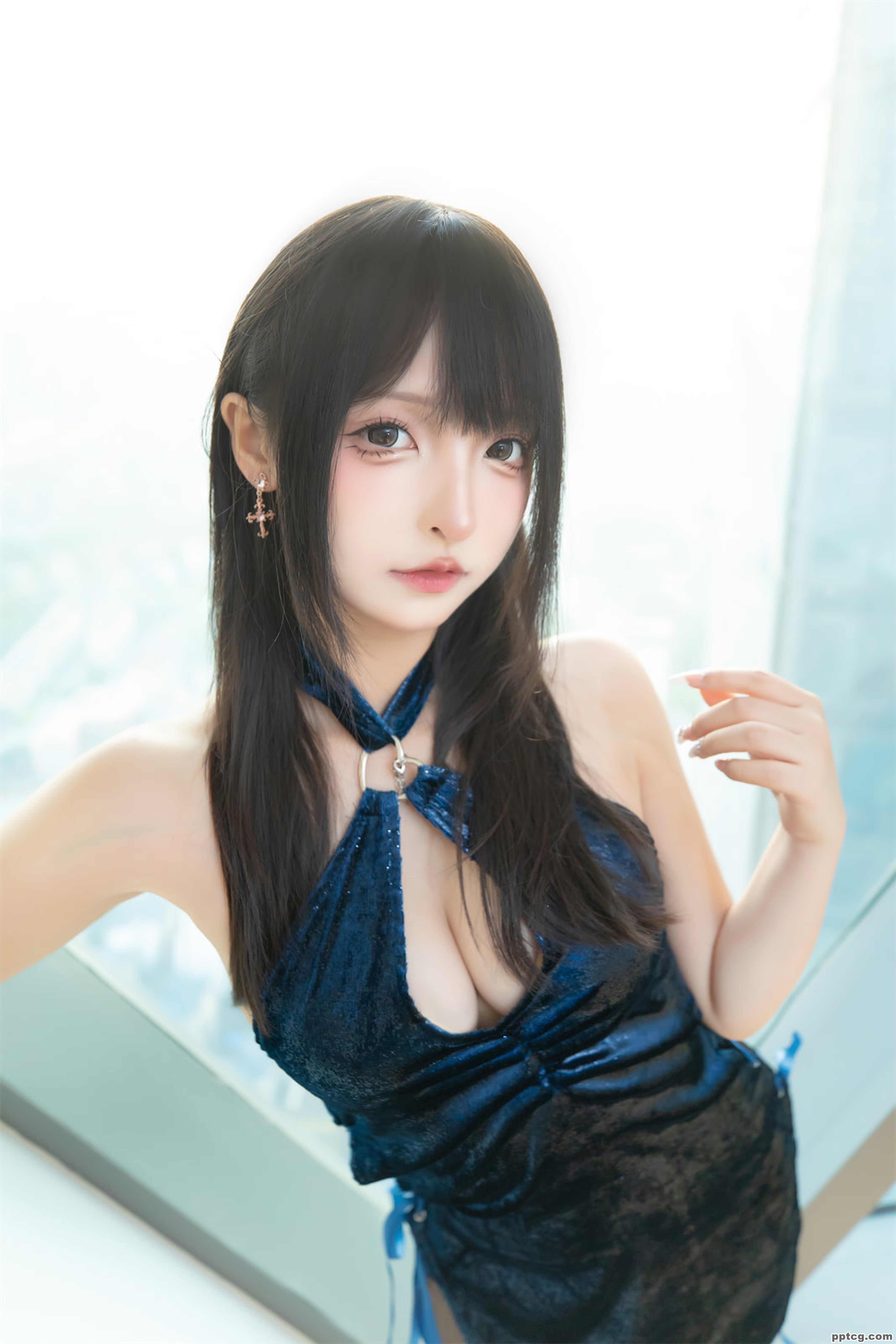 神楽坂真冬 蓝衣旗袍