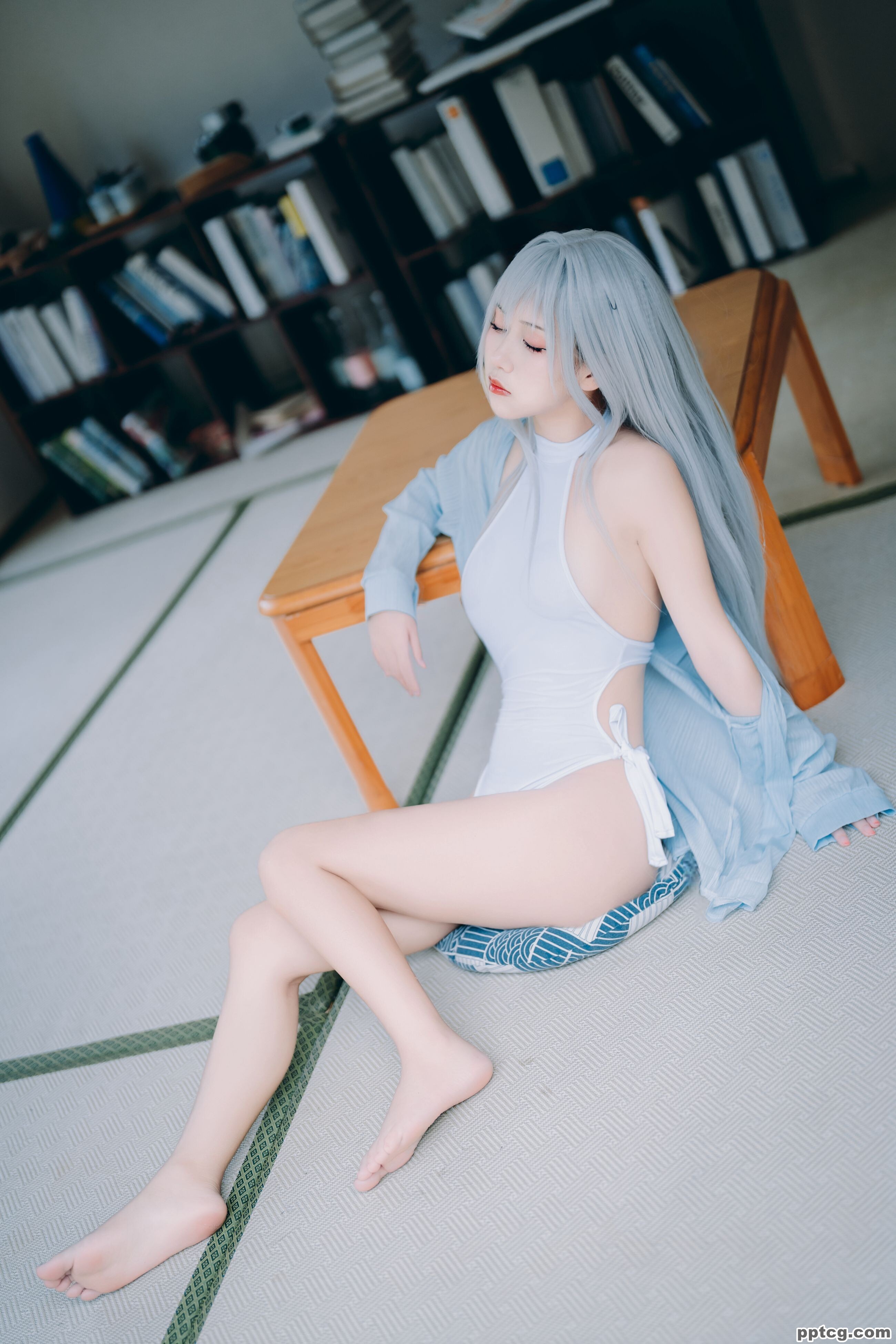 萌芽儿o0   白泳装