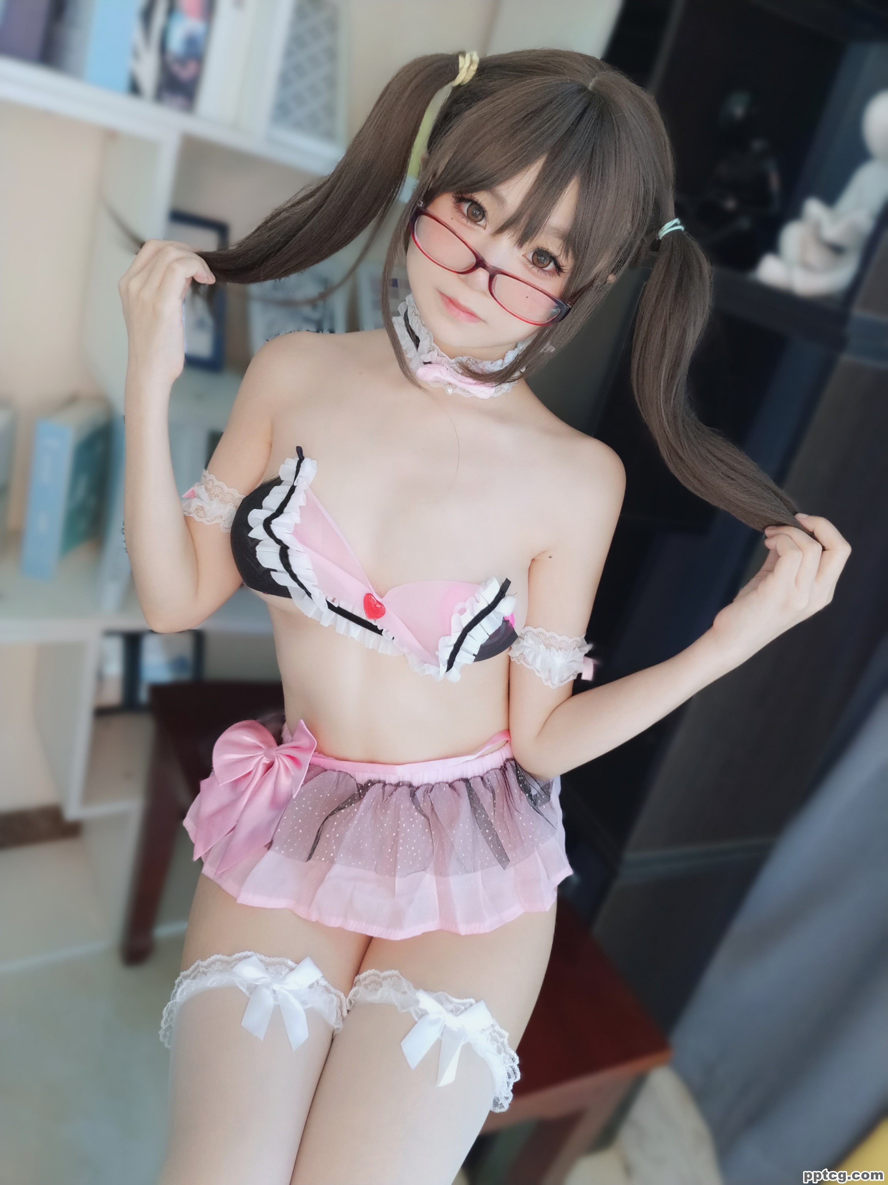 摇摇乐 ピンクの下着