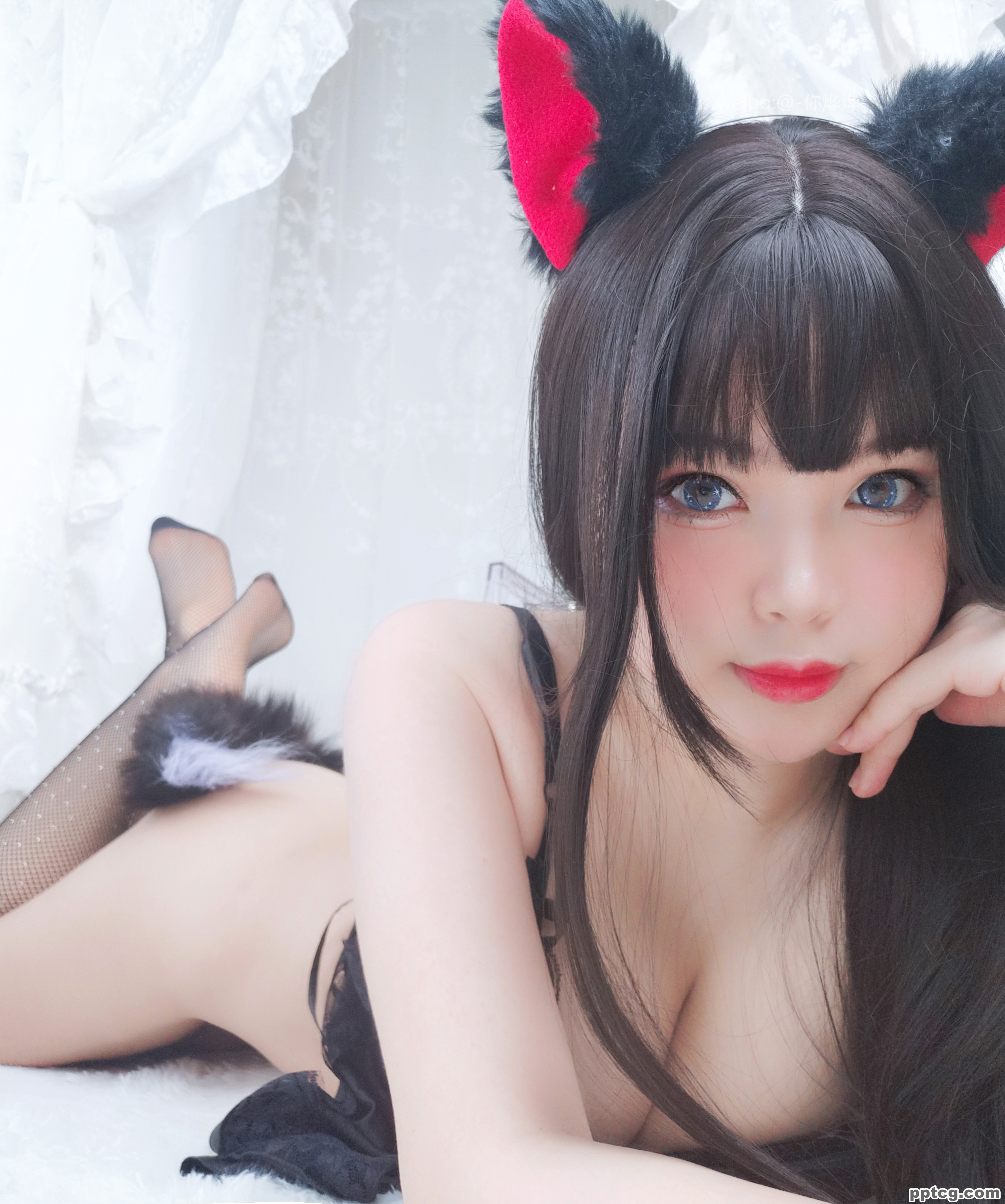 白烨 黑系猫咪少女