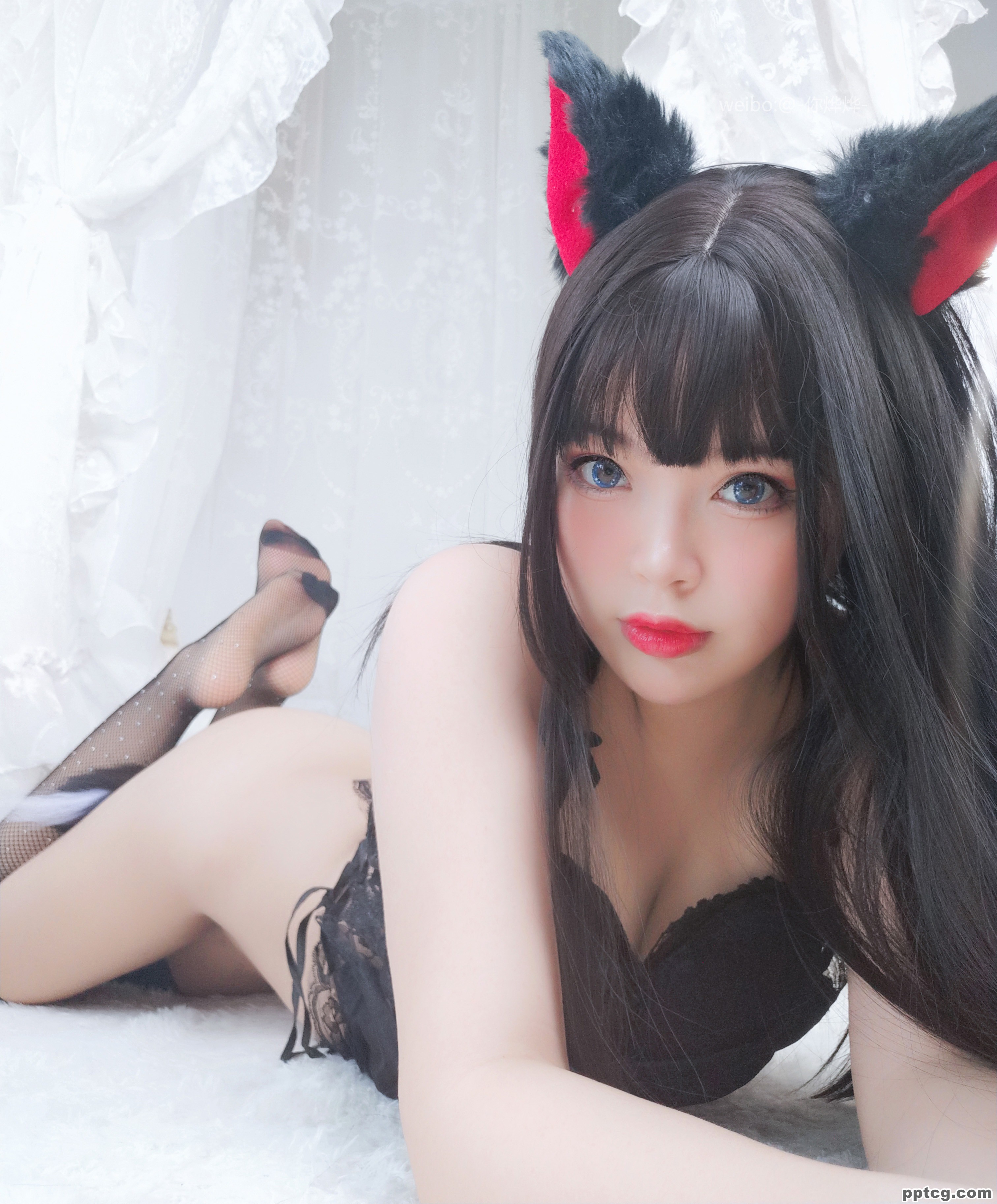 白烨 黑系猫咪少女