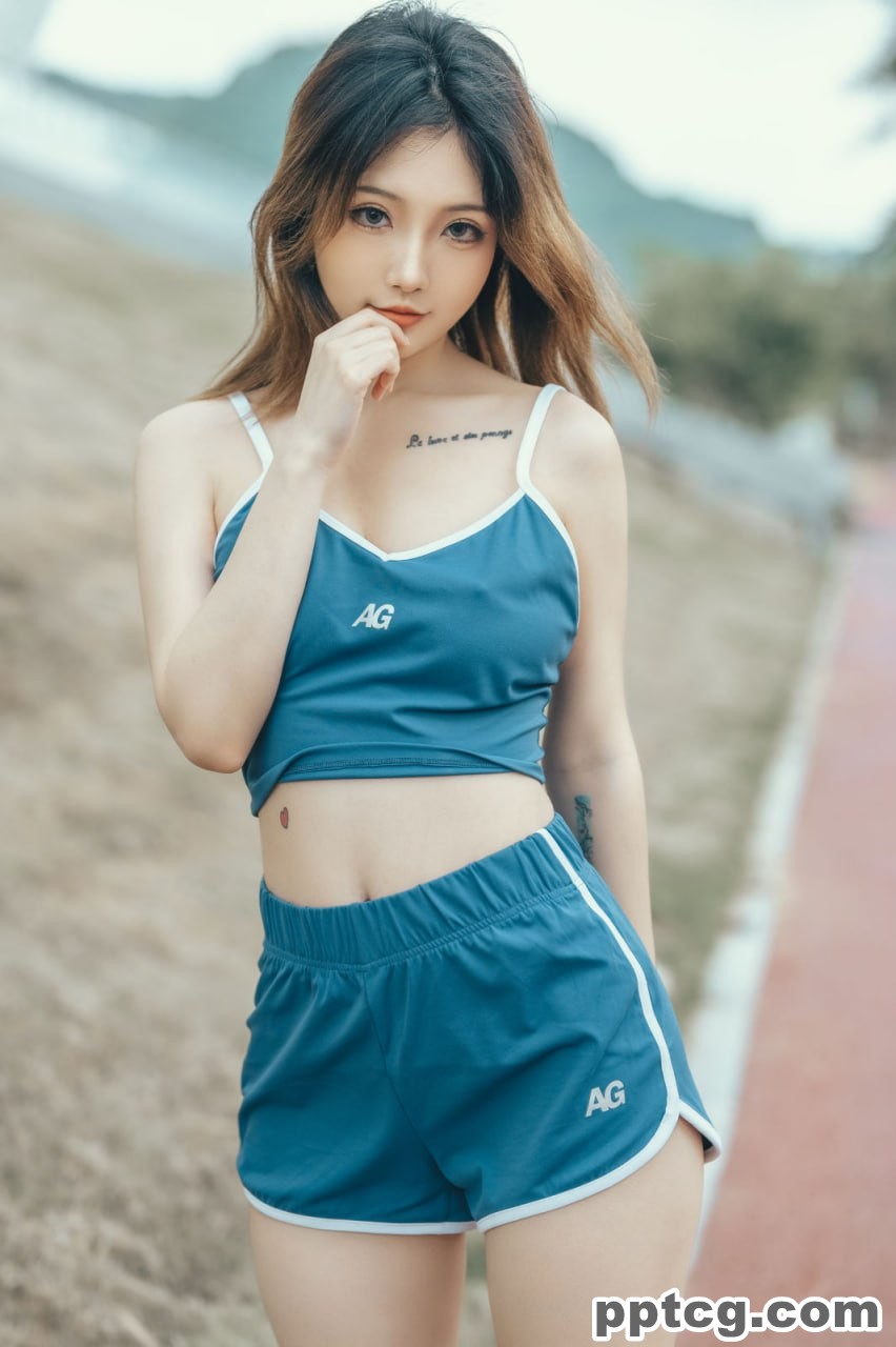 桃良阿宅  晨跑