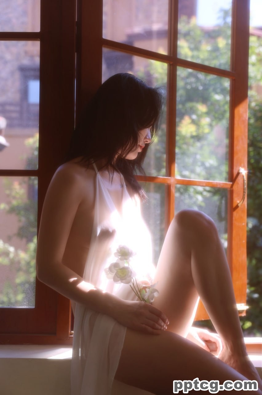 桃良阿宅   椿也
