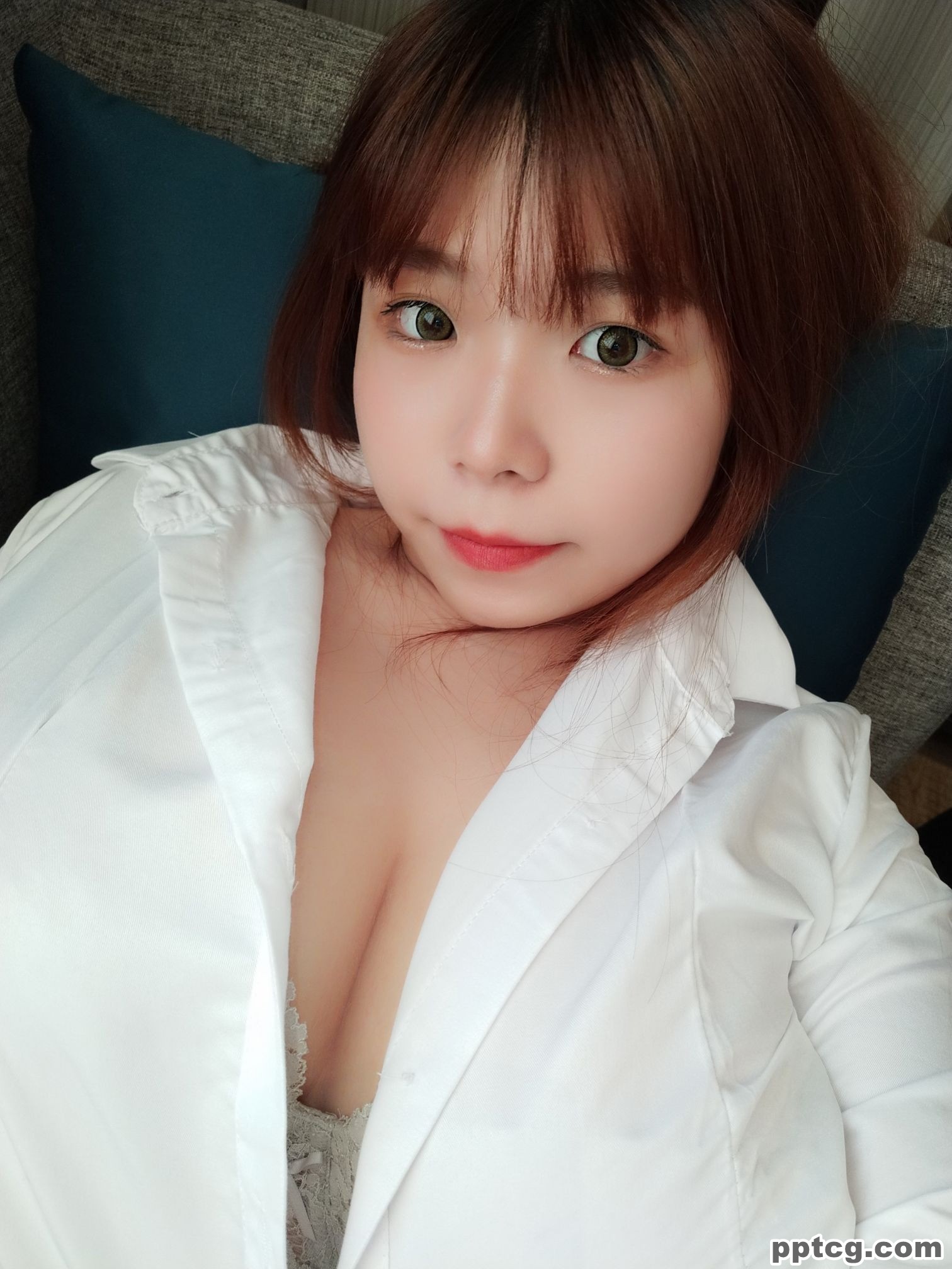 无颜小天使wy  OL今天的颜颜也不想加班