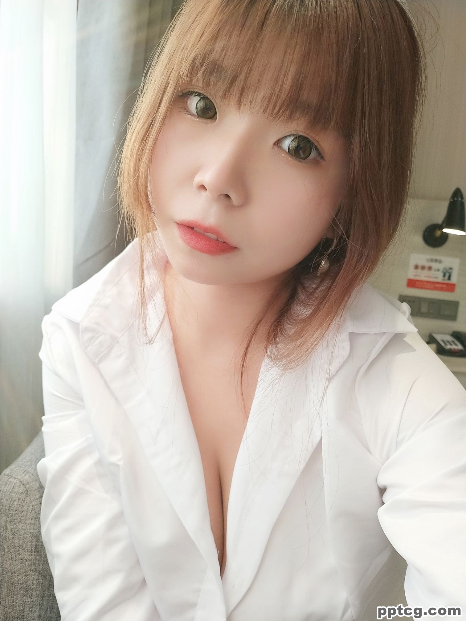 无颜小天使wy  OL今天的颜颜也不想加班