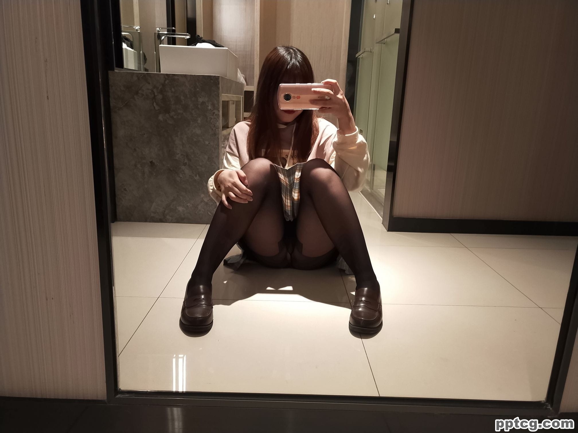 无颜小天使wy OL今天的颜颜也不想加班-奈奈COS 无颜小天使wy OL今天的颜颜也不想加班