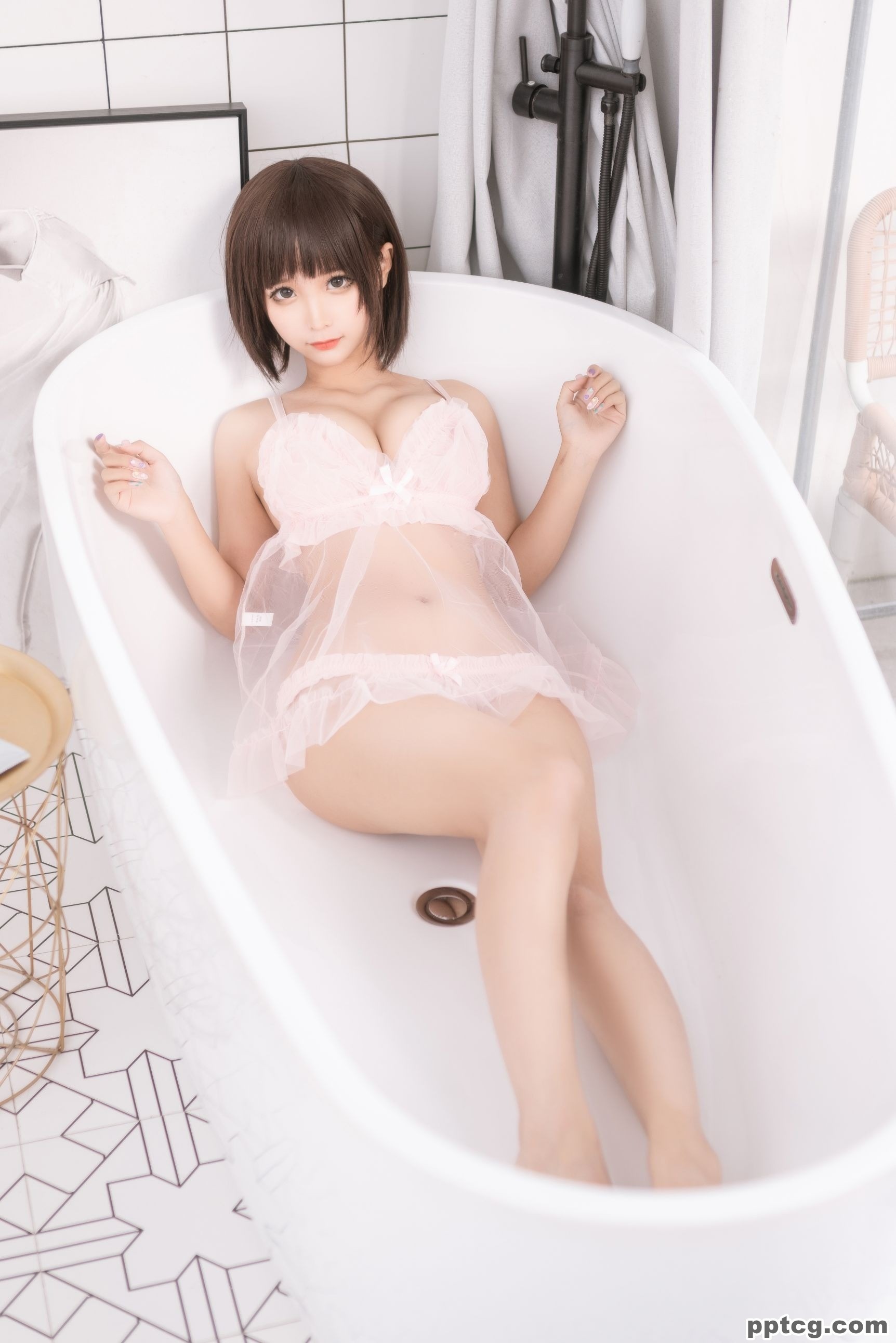蠢沫沫真爱版 粉纱