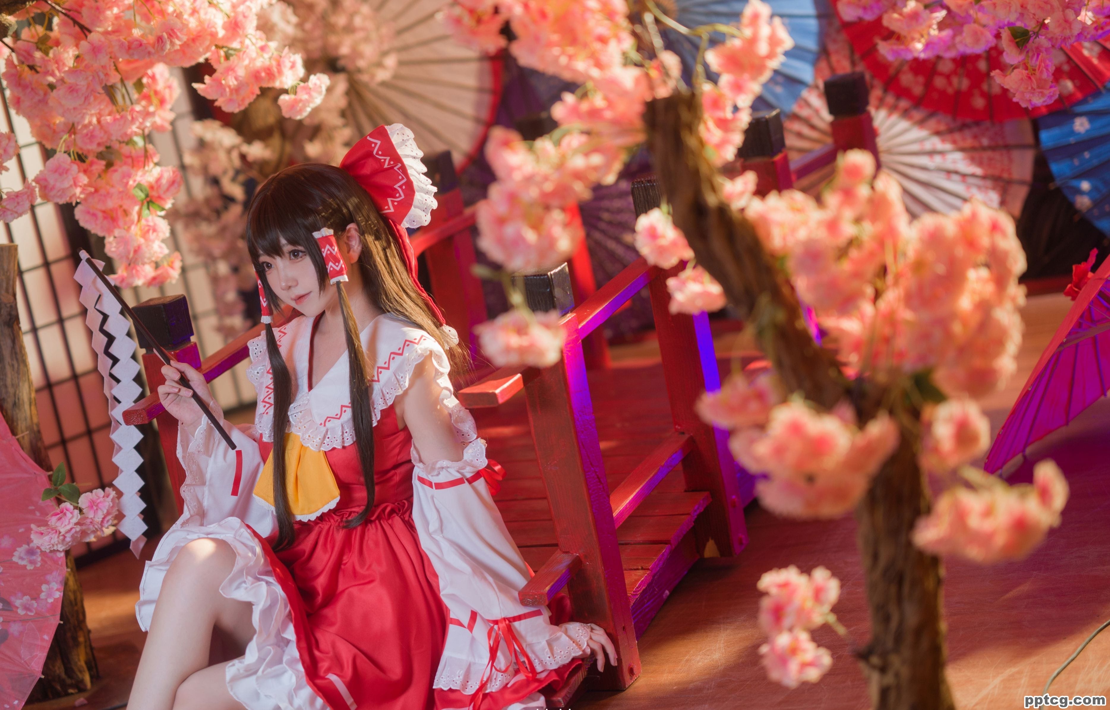 楚楚子w   博丽灵梦