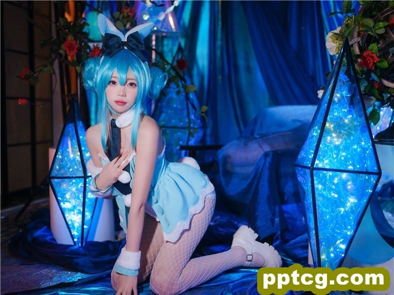 咬一口兔娘 – COS美女套图合集资源下载