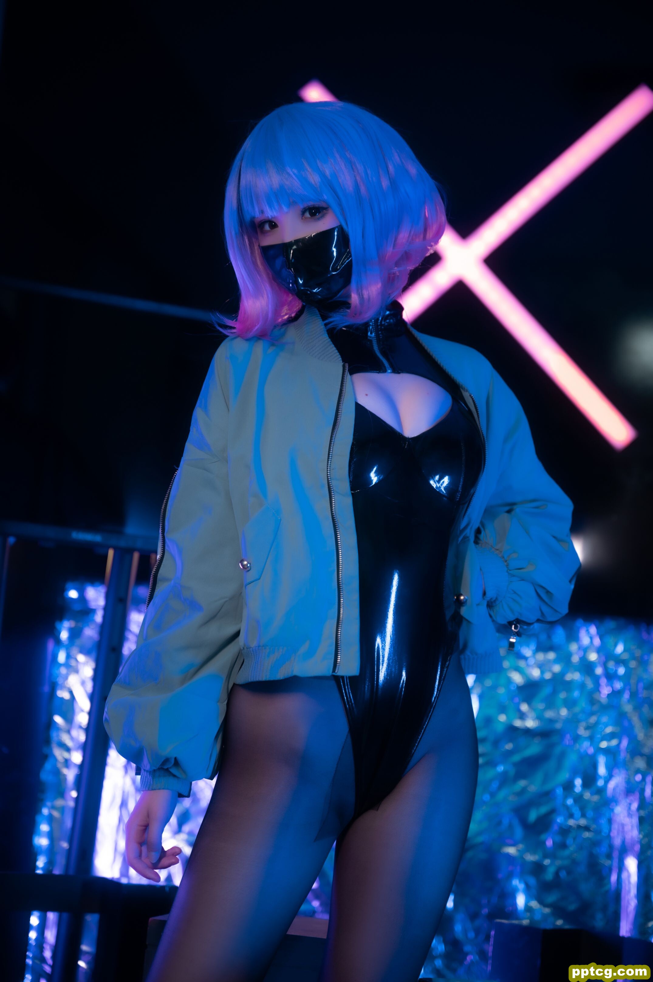 Quan冉有点饿 高叉兔女郎