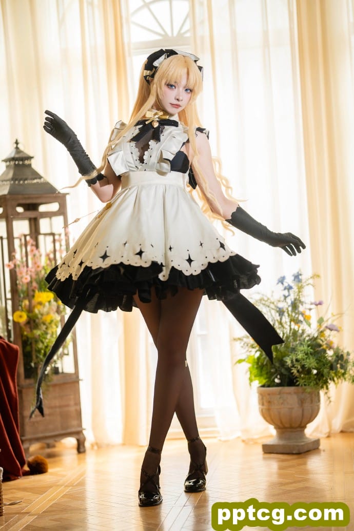 要是敢跟女仆队其他的人比较，我就戳了你的眼睛。