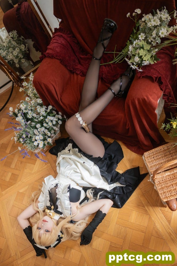 要是敢跟女仆队其他的人比较，我就戳了你的眼睛。