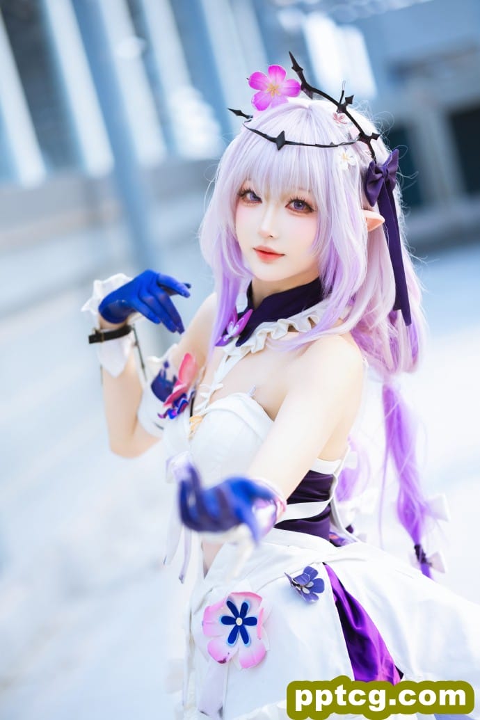 欢迎来到奥赫玛，我是遐蝶。