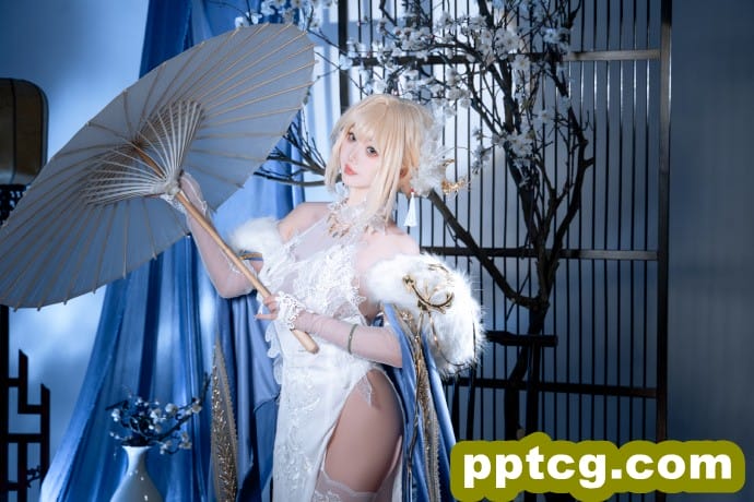 指挥官，你要不要也放一盏花灯？