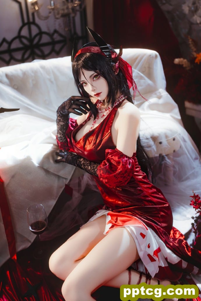 伊内丝 贺图礼服ver.