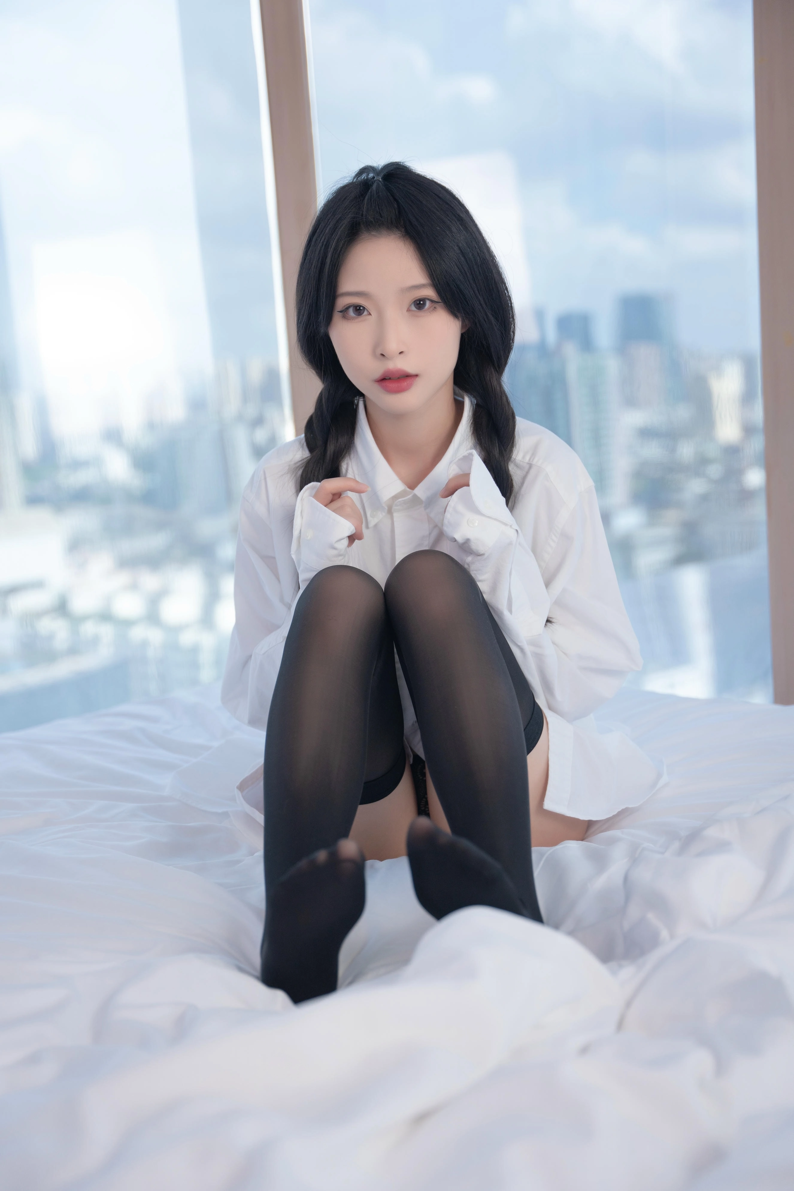 清水由乃 - 衬衣