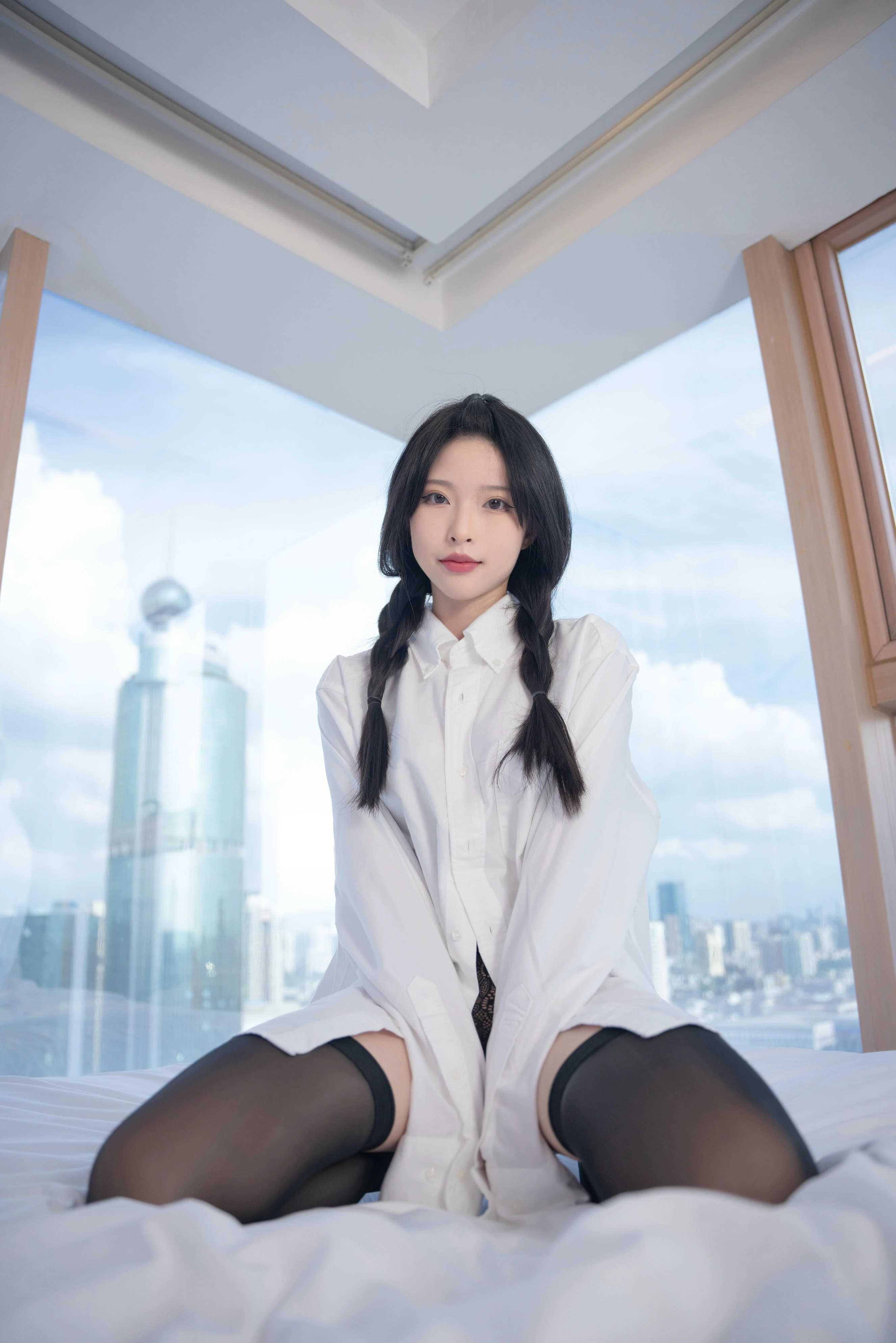 清水由乃 - 衬衣