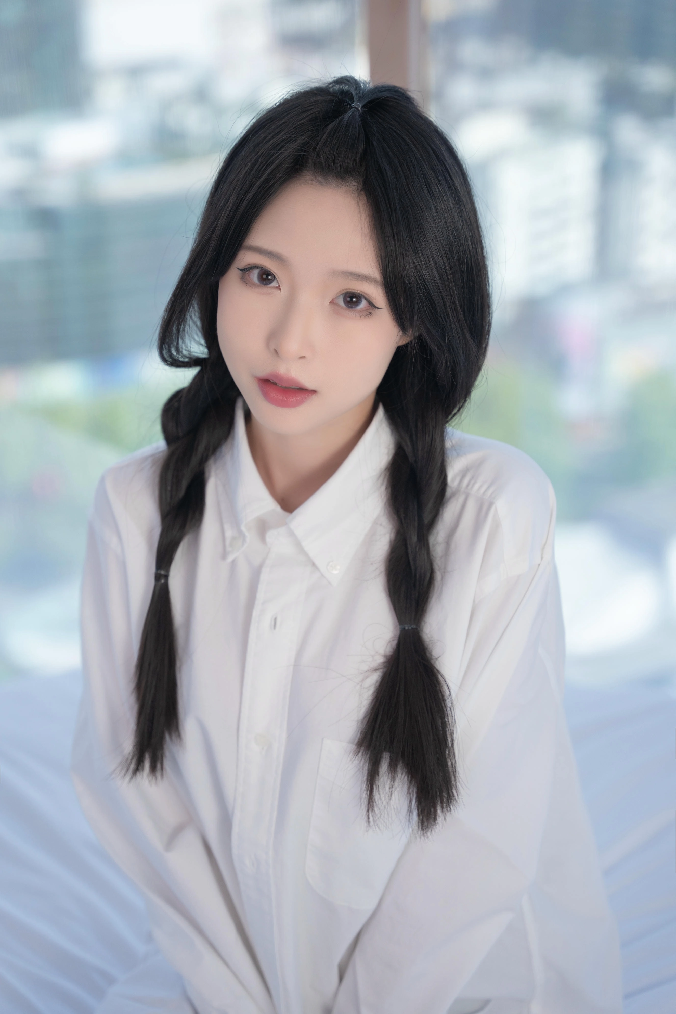 清水由乃 - 衬衣