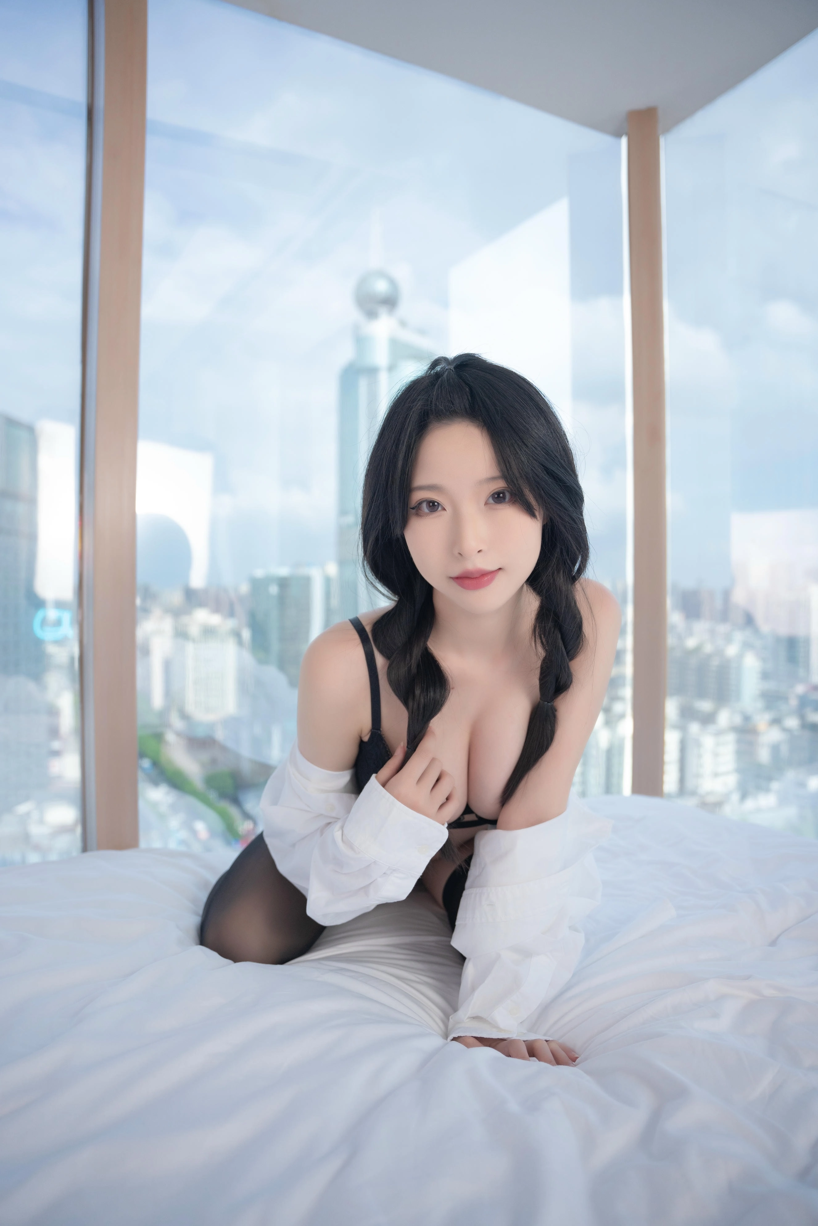 清水由乃 - 衬衣