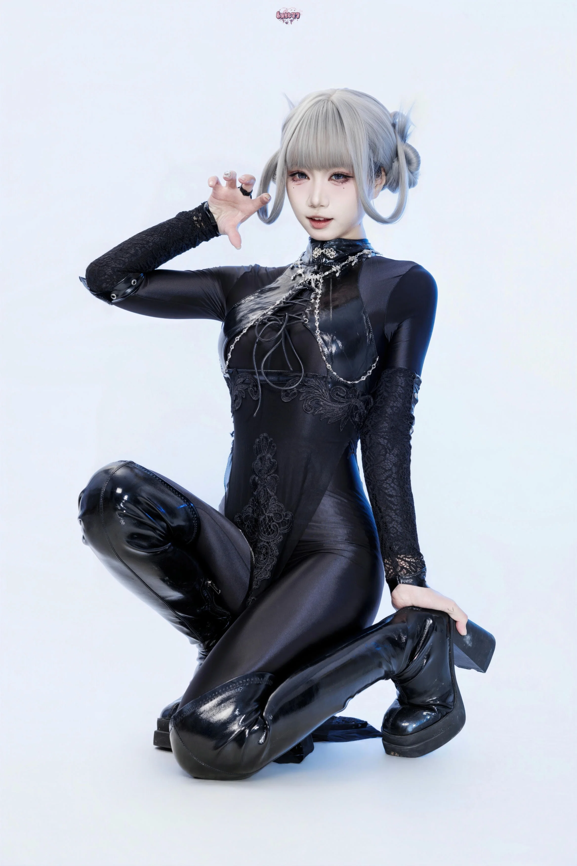 柒柒要乖哦 - 黑靡烟旗袍