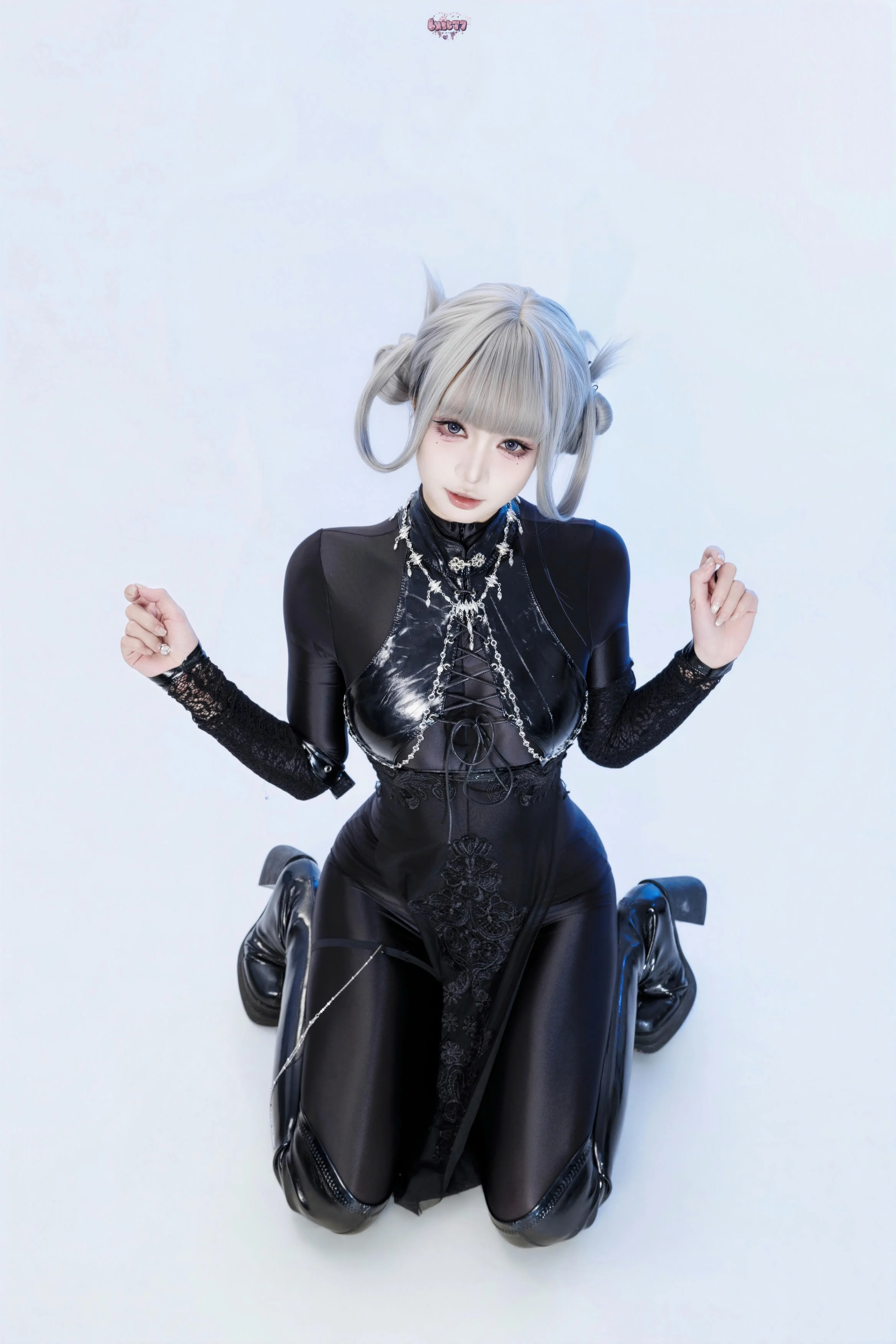 柒柒要乖哦 - 黑靡烟旗袍