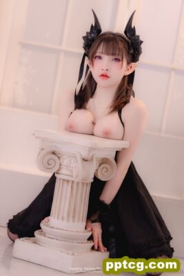 [COS写真][写真套图]FantasyFactory小丁 – 魅魔-皮皮兔动漫